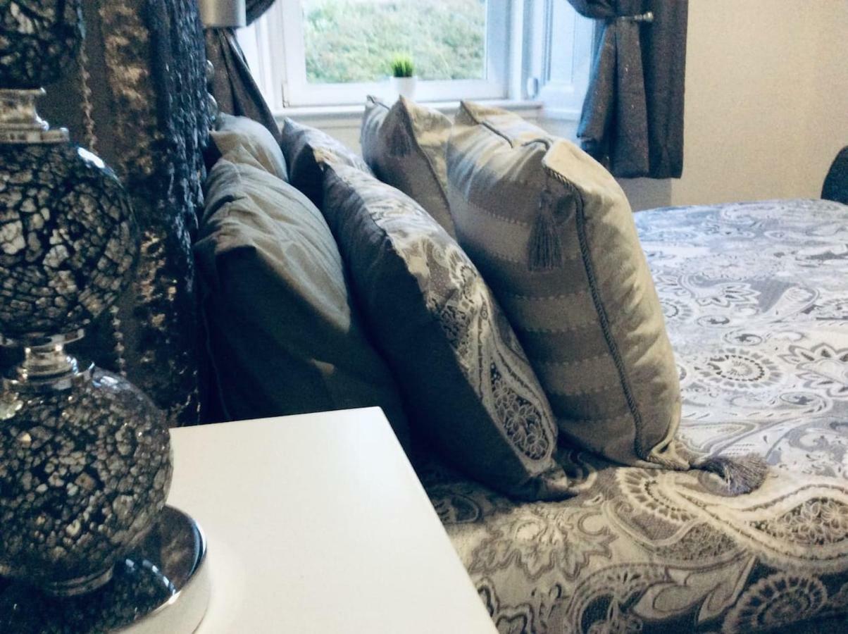 The Lion'S Den On Royal Street Appartement Gourock Buitenkant foto
