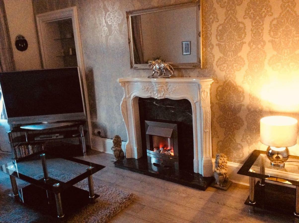 The Lion'S Den On Royal Street Appartement Gourock Buitenkant foto