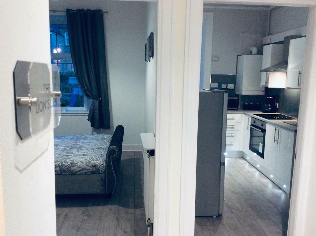 The Lion'S Den On Royal Street Appartement Gourock Buitenkant foto