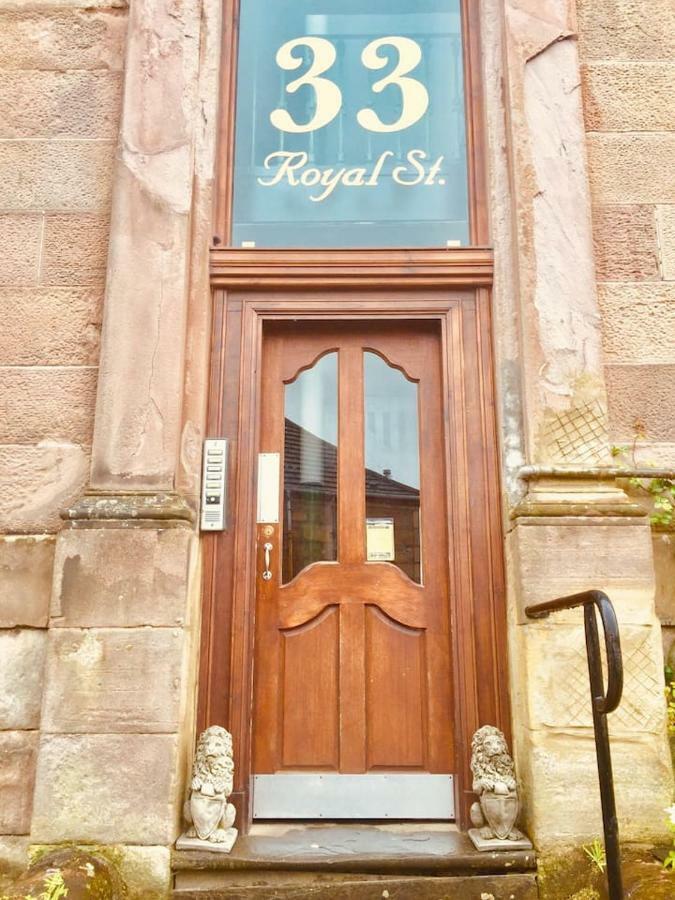 The Lion'S Den On Royal Street Appartement Gourock Buitenkant foto