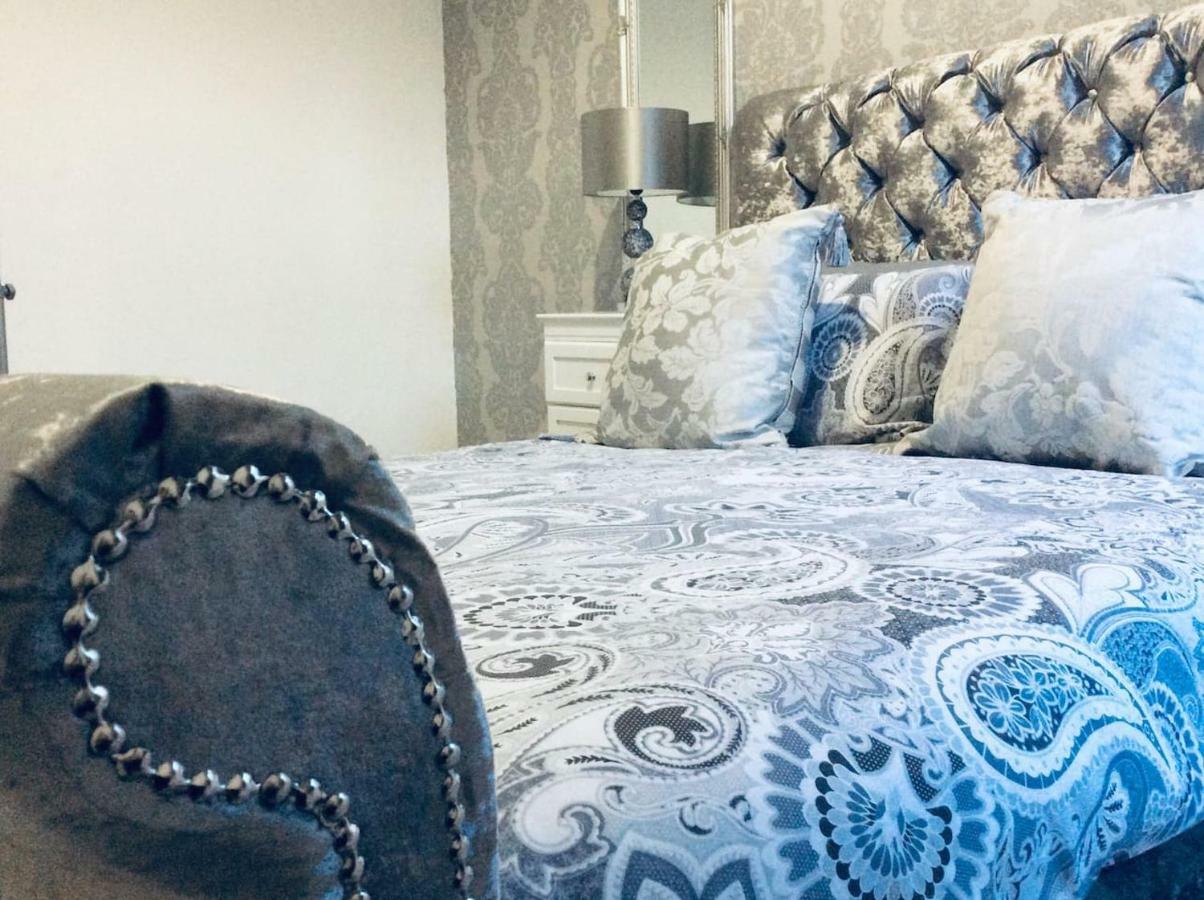 The Lion'S Den On Royal Street Appartement Gourock Buitenkant foto