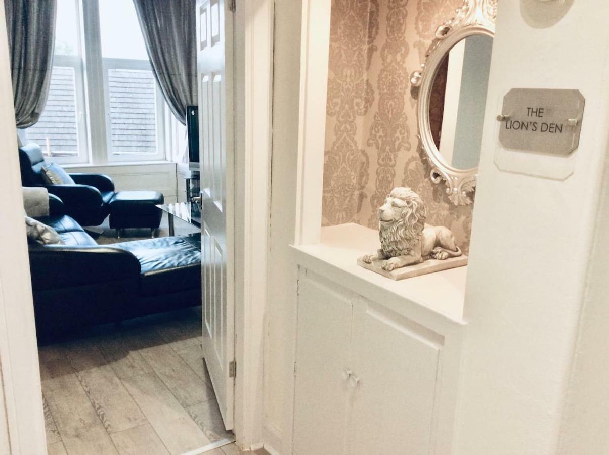 The Lion'S Den On Royal Street Appartement Gourock Buitenkant foto